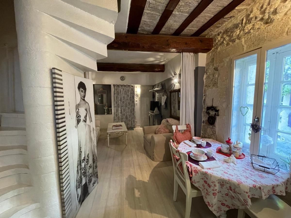 Le Duplex De Lapparan Saint-Drezery Buitenkant foto